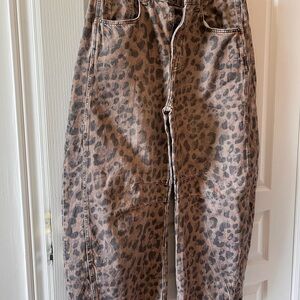 Leopard Print Barrel jeans
